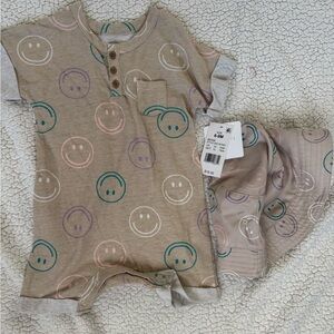 Smiley Face Kids Set - Tan